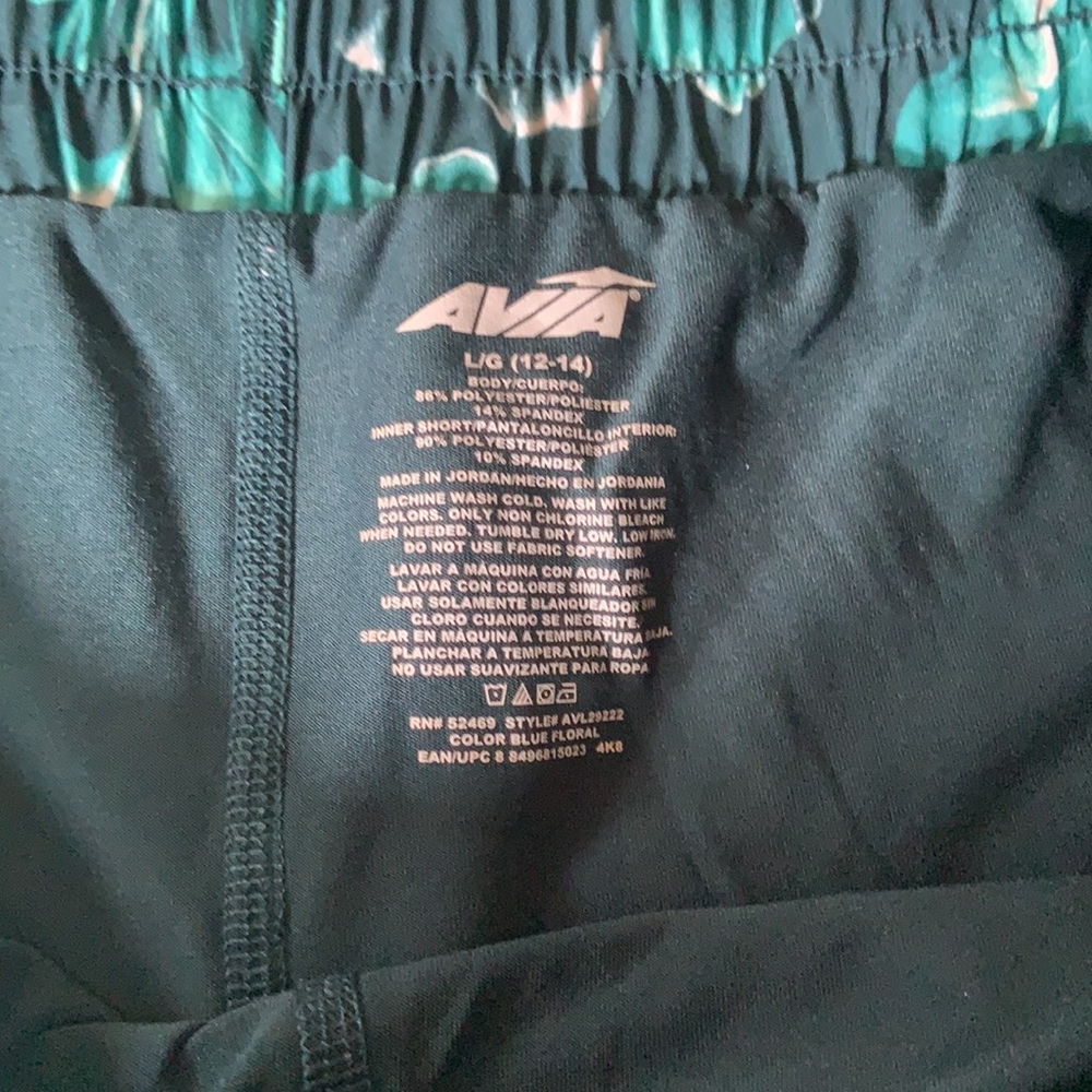 Avia running shorts double layer size large - Picture 4 of 8